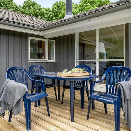 Cozy Home In Vemb With Sauna بيت للعطل *